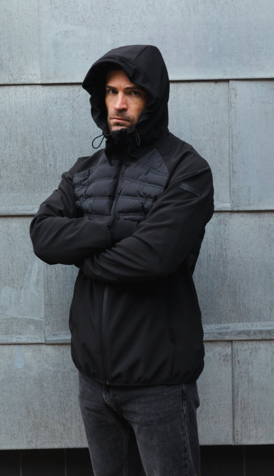 Carlo Hybrid Jacket :: Black